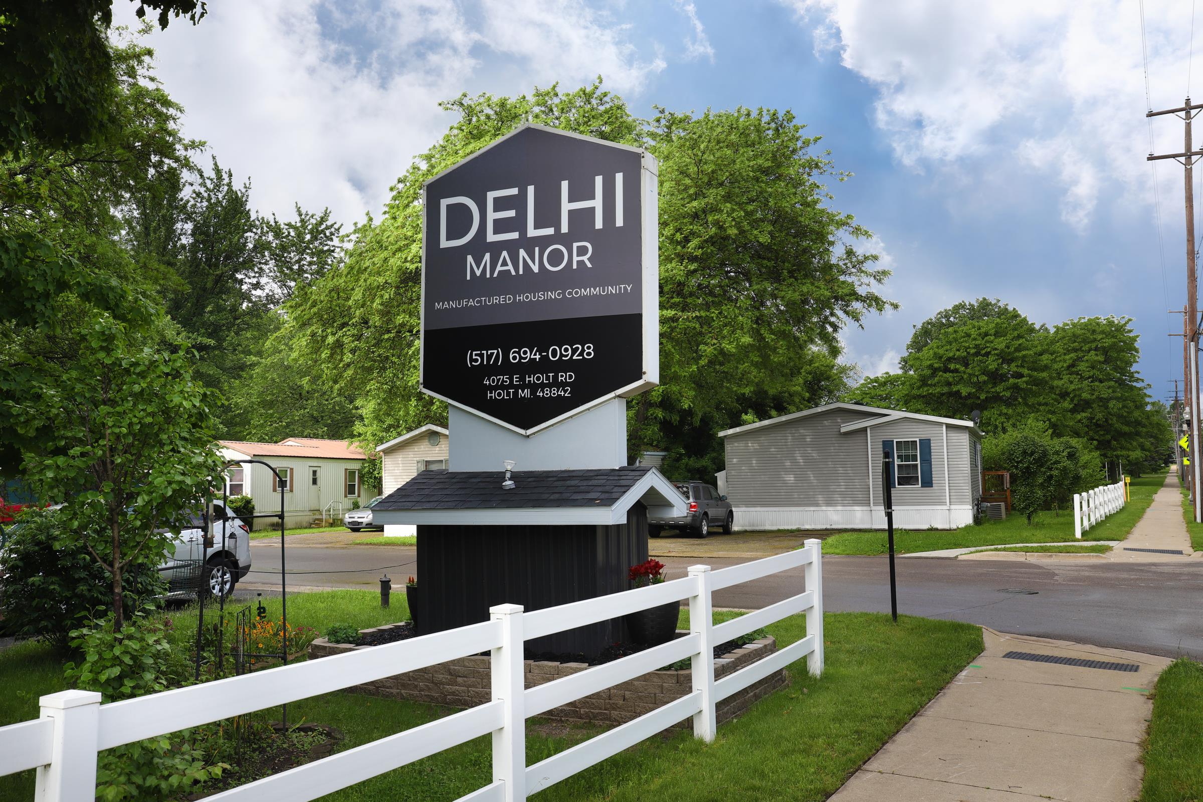 Delhi Manor