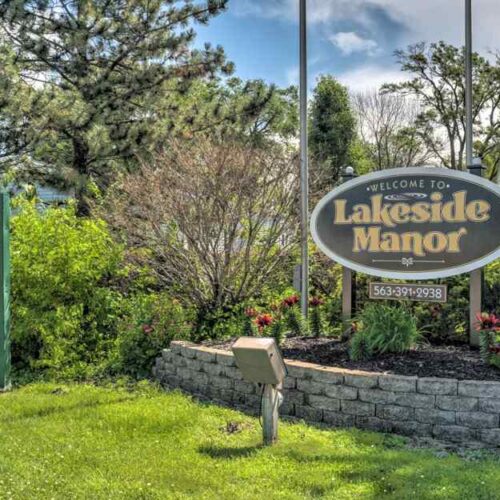 Lakeside Manor