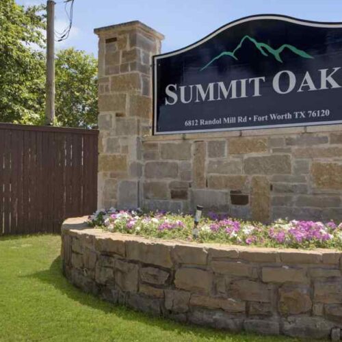 Summit Oaks