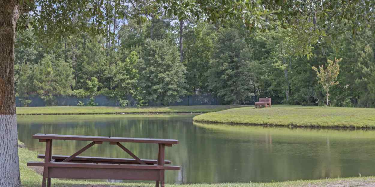 Woodland Estates (FL)