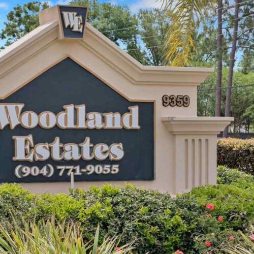 Woodland Estates (FL)