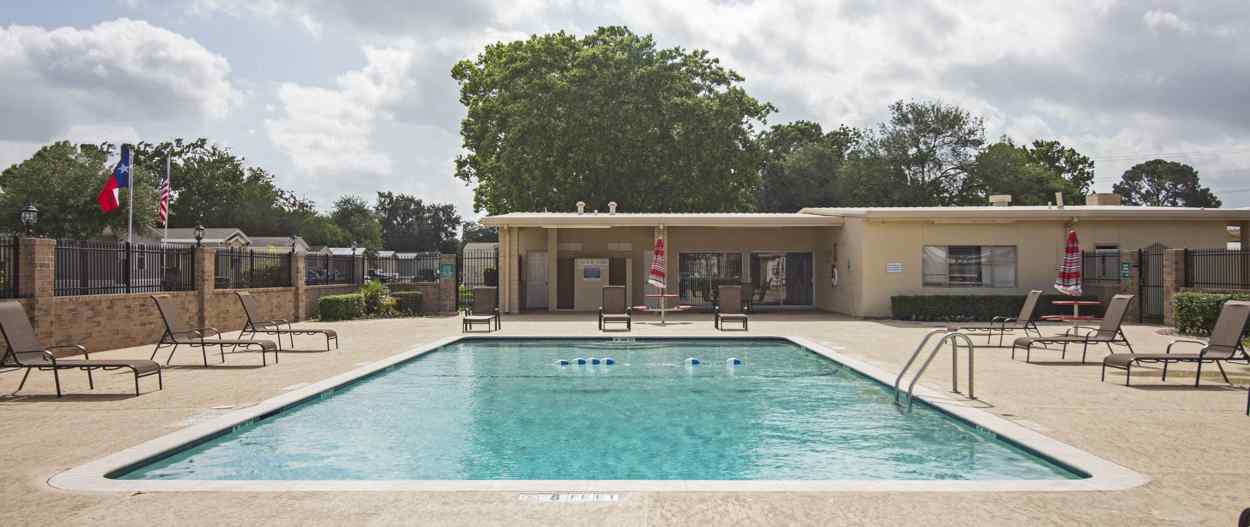 Woodland Estates (TX)